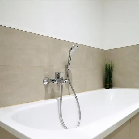 Wreecher Idyll 16 Grosses Mit Badewanne Und Panoramablick 아파트 푸트버스